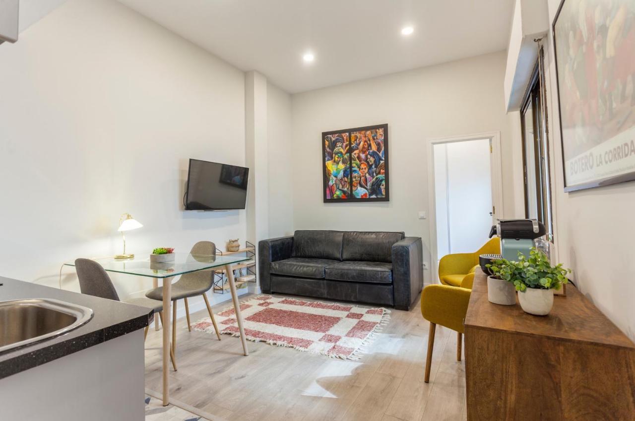 Apartamento Gran Via En Madrid Esterno foto